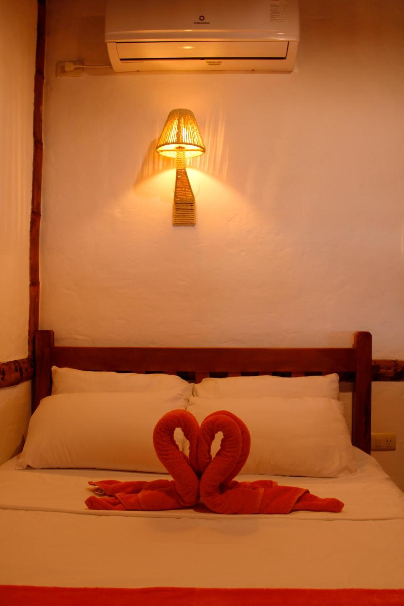 Hanga Roa Hotel Montañita Екстериор снимка